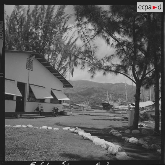 Vue de l'unité marine.[Description en cours]