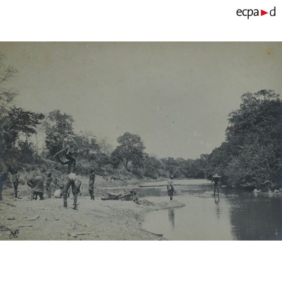 Le Zou à Atchéribé. [légende d'origine]<br>