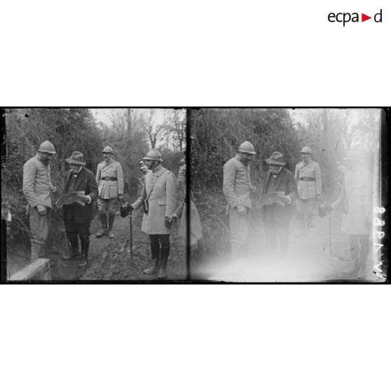 Le Plémont, Clemenceau et un soldat. [légende d'origine]