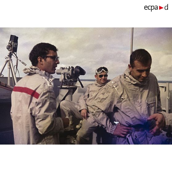 A bord du croiseur De Grasse lors du tir  Altaïr du Centre d'expérimentations du Pacifique (CEP) le 5 juin 1967 sous ballon à Moruroa.