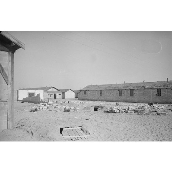 A Bordeaux, le Frontstalag 221 qui retient notamment des prisonniers coloniaux.