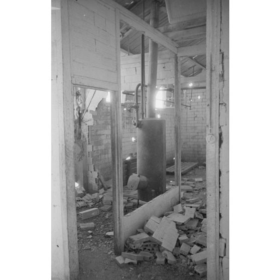 A Bordeaux, le Frontstalag 221 qui retient notamment des prisonniers coloniaux.