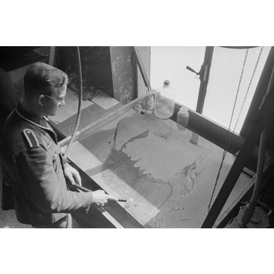 Un service de cartographie de l'armée de terre allemande.