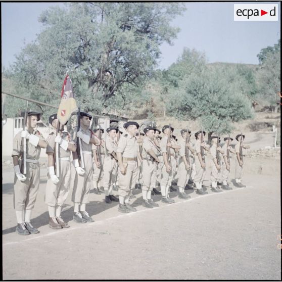Kabylie. 27e Bataillon de chasseurs alpins (BCA). Prise d'armes.