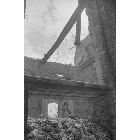 Un bâtiment détruit.