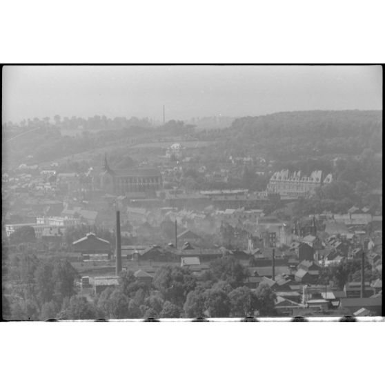 La ville d'Eu et son château.