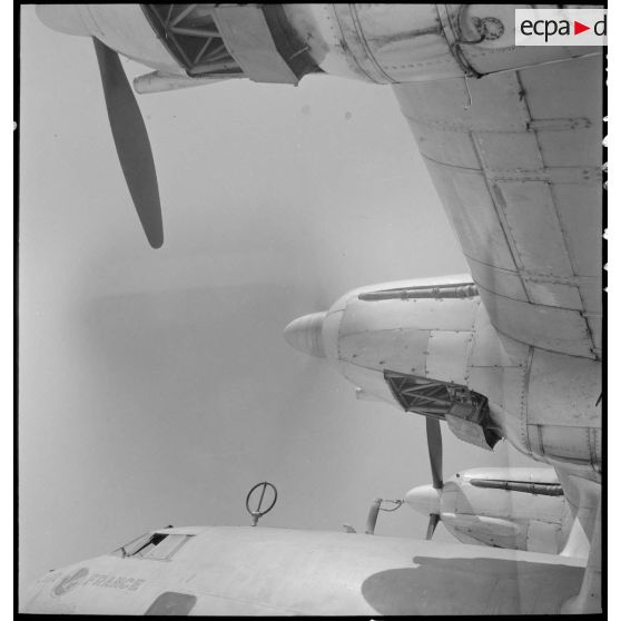 Sur l'aéroport de Marignane, décollage de l'hydravion de transport Lioré et Olivier H 246 Mauritanie, de la compagnie aérienne Air France.