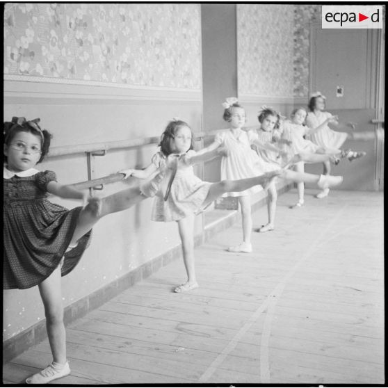 Centre d'hébergement pour jeunes enfants du service social de l'armée de l'Air.