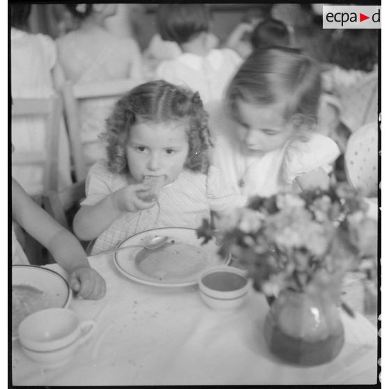 Centre d'hébergement pour jeunes enfants du service social de l'armée de l'Air.