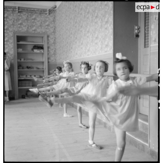 Centre d'hébergement pour jeunes enfants du service social de l'armée de l'Air.