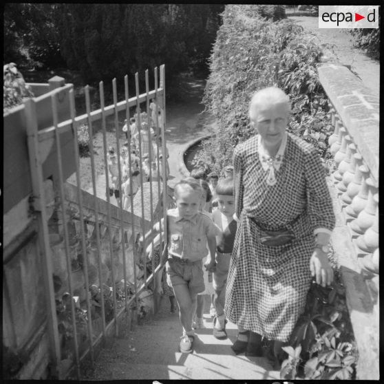 Centre d'hébergement pour jeunes enfants du service social de l'armée de l'Air.