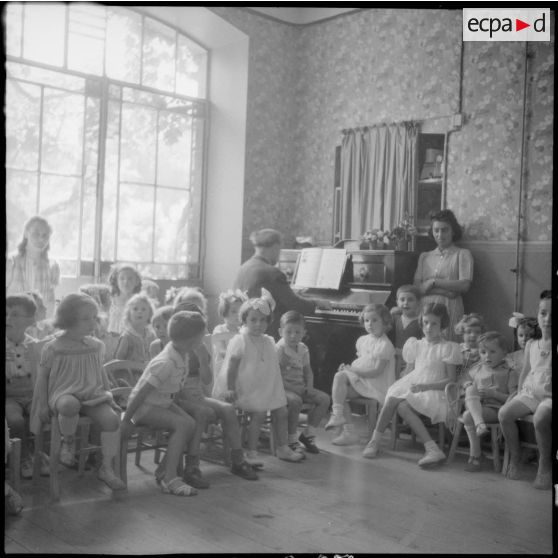Centre d'hébergement pour jeunes enfants du service social de l'armée de l'Air.