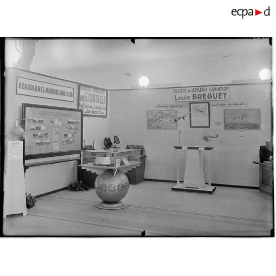 Exposition lors de la "semaine de l'aviation" à Vichy.
