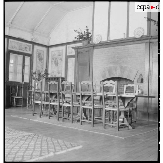Salle à manger à Chavaniac-Lafayette, peut-être une des pièces du château.