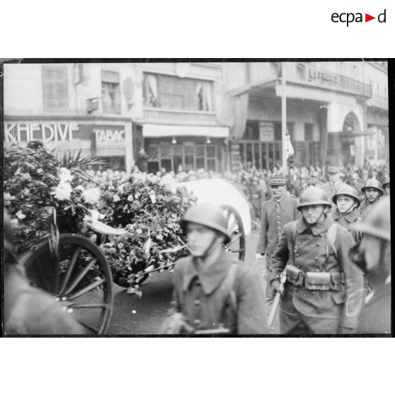 Obsèques des victimes de l'accident aérien du 12 novembre 1941.