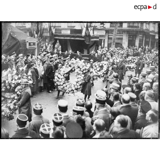 Obsèques des victimes de l'accident aérien du 12 novembre 1941.