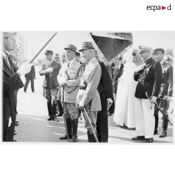Tournée d'inspection du général d'armée Huntziger au Maroc.