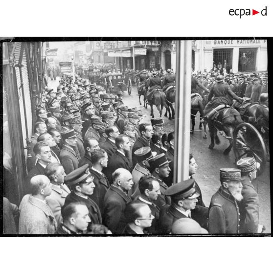 Cortège funèbre à Vichy