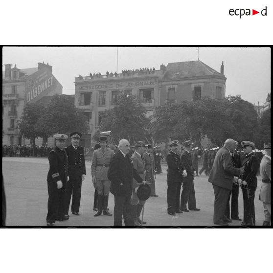 Cérémonie commémorative de la bataille de Dakar en septembre 1940.