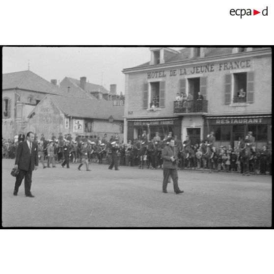 Cérémonie commémorative de la bataille de Dakar en septembre 1940.