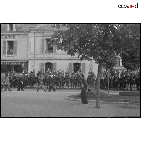 Cérémonie commémorative de la bataille de Dakar en septembre 1940.