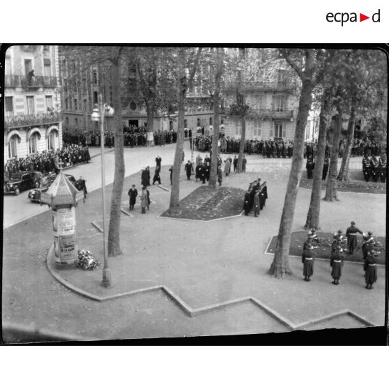 Arrivée des premières autorités pour la cérémonie du 11 Novembre à Vichy.