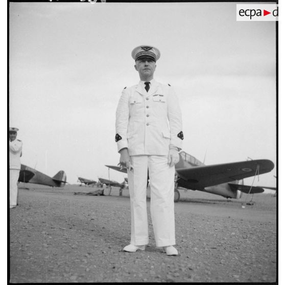 Le général Lahoulle arrivant sur la base aérienne de Marrakech.
