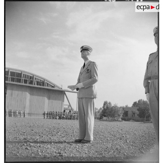 Un colonel pendant la cérémonie de la promotion des EOA sur la base aérienne de Marrakech.
