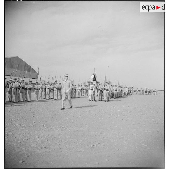 Défilé de la promotion des EOA de Marrakech sur la base aérienne.