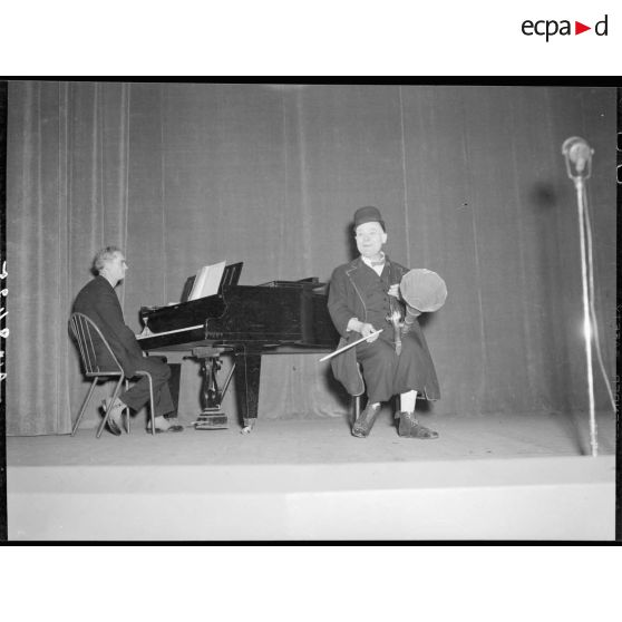 Spectacle pour l'Arbre de Noêl à Suresnes (SNCASO).