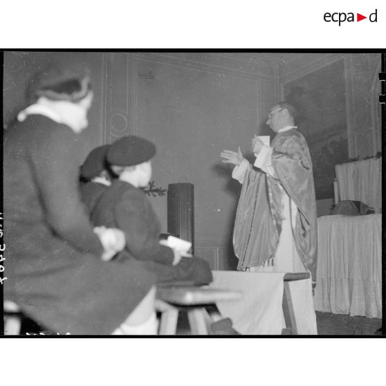 Célébration de la messe à Echouboulains.