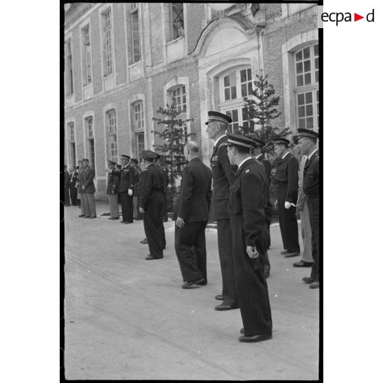 Le ministre de l'Air à Bérou-la-Mulotière.