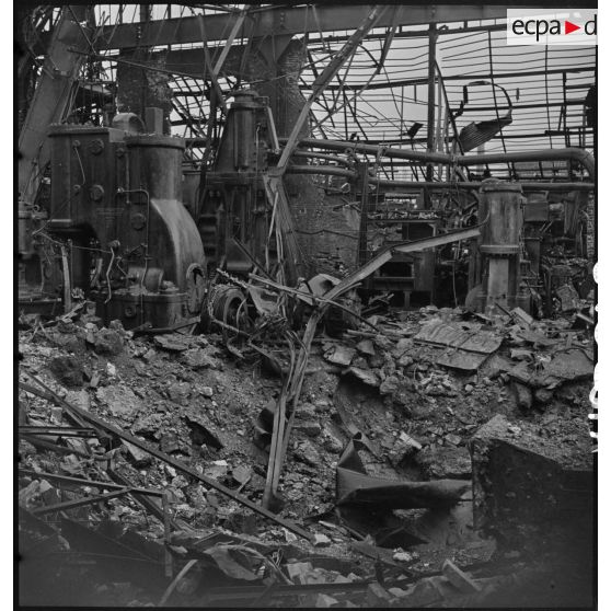 Les ruines de l'usine Gnome et Rhône à Gennevilliers.