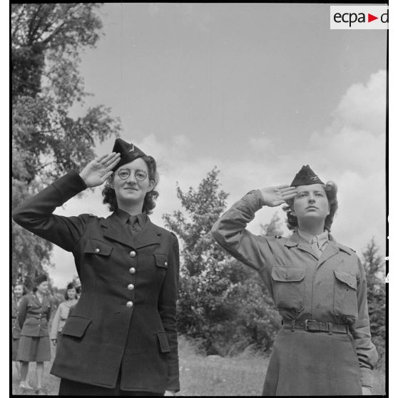 Les officiers des F.F.A.