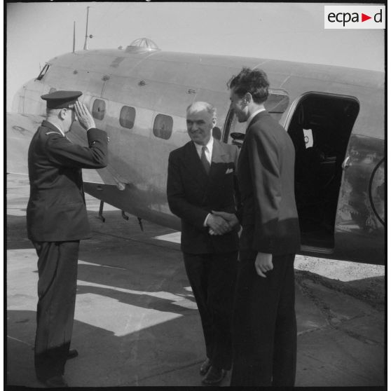 Arrivée de Charles Tillon.