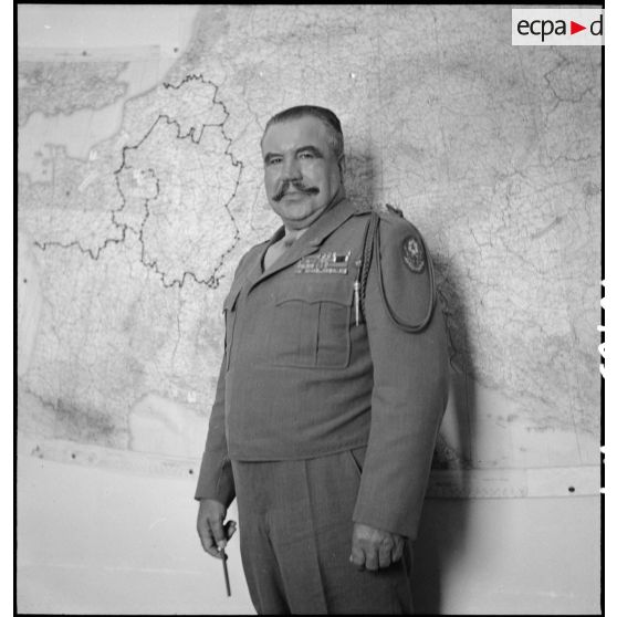 Portrait du brigadier général américain John Paul Ratay, commandant la Delta Base (zone Sud de la France).