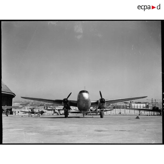 L'avion de transport Breguet Br.500 Colmar au sol à Marignane.