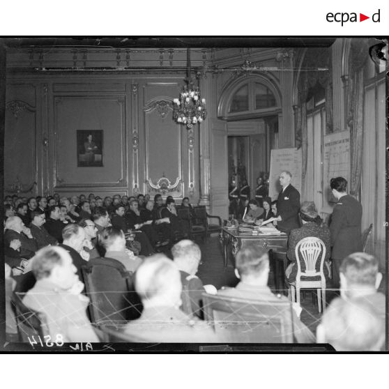 Discours de Tillon à la réunion des directeurs des services des établissements au cercle interallié.