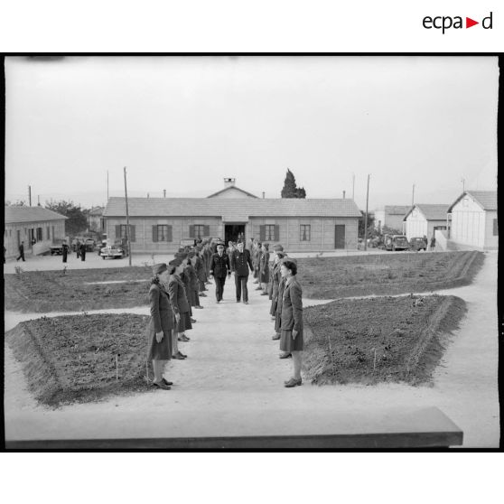 Arrivée du général Bouscat ainsi que de sa femme au congrès.