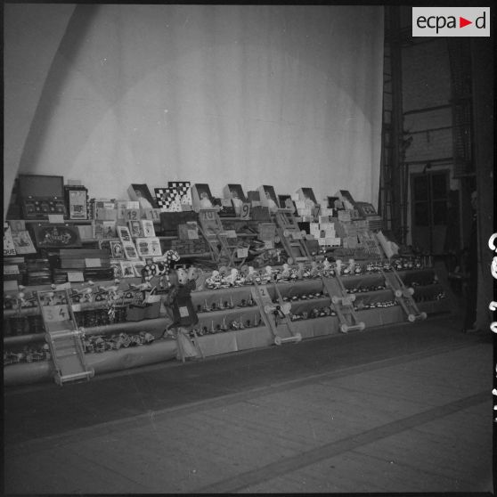 Arbre de Noël à la SNCASO à Suresnes.