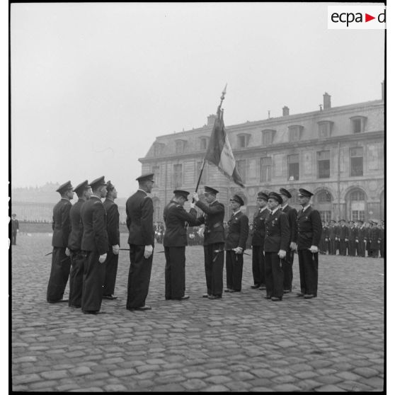Remise du drapeau à la promotion de l'école de l'Air "Capitaine Préziosi".