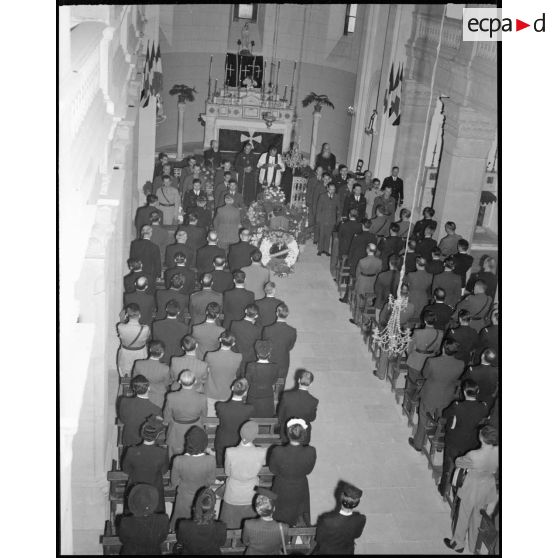 Vue de la chapelle pendant la cérémonie.