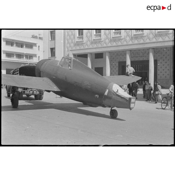 Acheminement des avions du port vers la chaîne de montage au Maroc, à Casablanca.