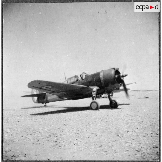 Appareil Curtiss avant son envol.