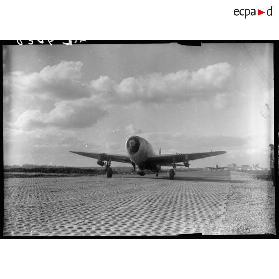 Un P-47 au décollage.