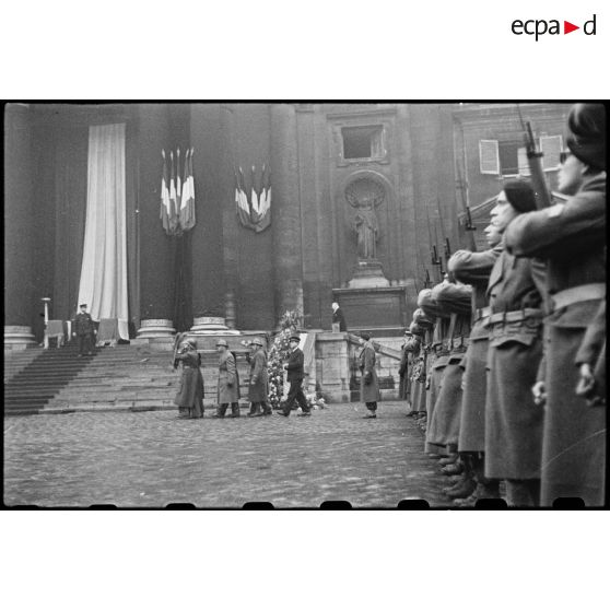 Obsèques du colonel Fabien au Val-de-Grâce à Paris. [description provisoire]