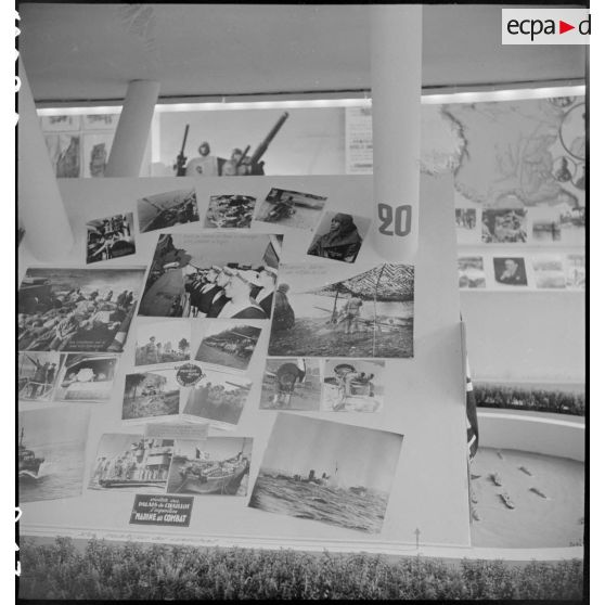 Exposition "Français, voici notre Armée" à Paris. [description provisoire]