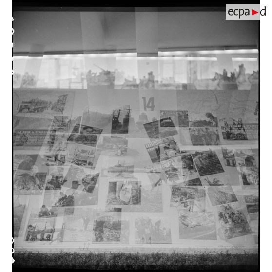 Exposition "Français, voici notre Armée" à Paris. [description provisoire]