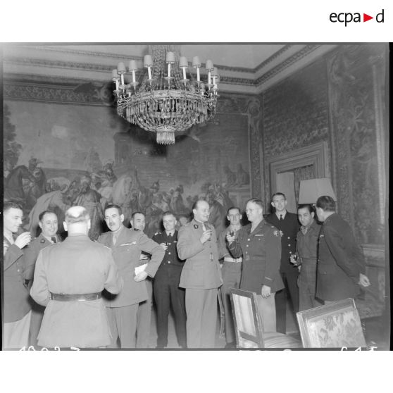 Italie : Combat de boxe interallié à Rome. [description provisoire]