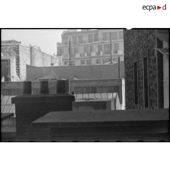 Toits de Paris. [description provisoire]